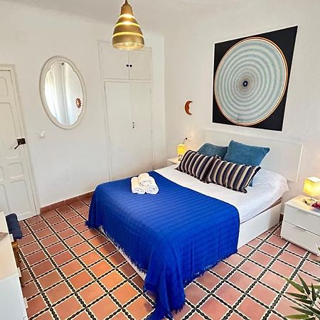Cozy Town House With Terrace And Free Wifi Villa Ronda Exterior photo