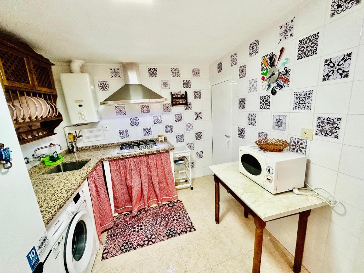 Cozy Town House With Terrace And Free Wifi Villa Ronda Exterior photo